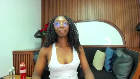 rouselux online show from March 2, 11:50 am