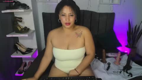 ROXANA  online show from July 23, 1:08 pm
