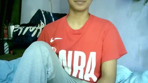 roxanne_98 online show from February 6, 4:49 am