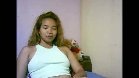 roxanne_98 online show from January 19, 4:41 am