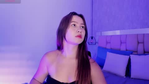 Roxie  online show from February 15, 8:12 pm