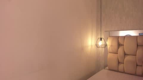 Roxie  online show from February 13, 9:38 pm