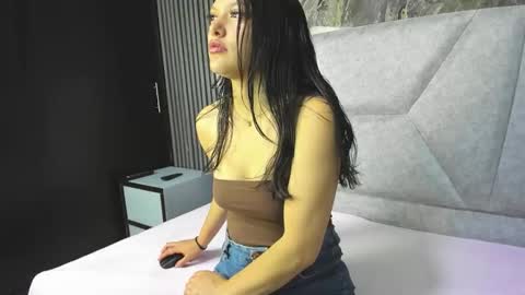 roxxxy_insatiable online show from February 18, 1:10 pm