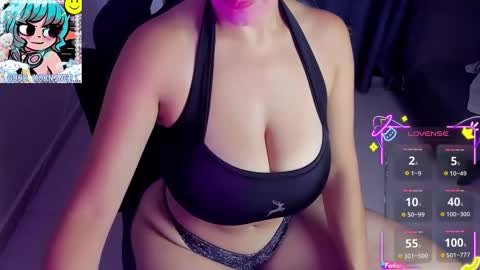 Annah  online show from September 17, 9:18 am