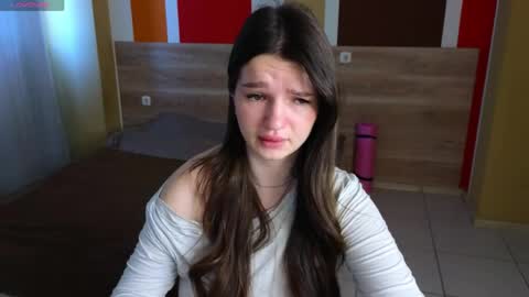 Roxy online show from March 31, 4:12 am