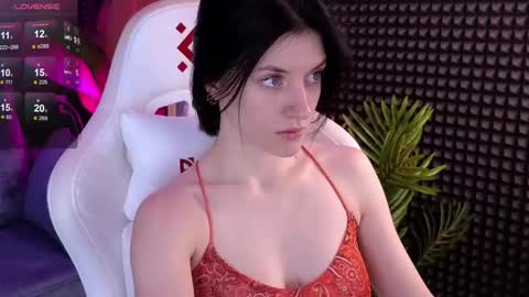 Snapshot of roxy_riot_ chatting on September 20, 1:38 am roxy_riot_ online show from September 20, 1:38 am