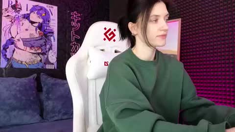 Snapshot of roxy_riot_ chatting on March 2, 1:26 am roxy_riot_ online show from March 2, 1:26 am