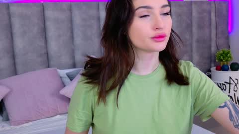 Snapshot of roxylester chatting on January 20, 5:04 am Roxy online show from January 20, 5:04 am
