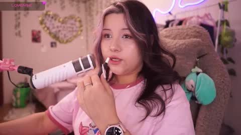 roxysuh online show from December 15, 7:24 am