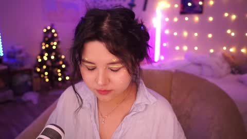 roxysuh online show from January 13, 7:00 am