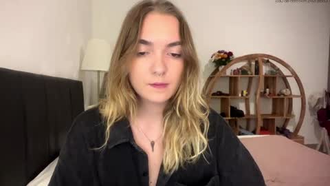 Roxy online show from May 6, 12:20 pm