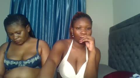 Snapshot of royal_goddes chatting on October 20, 9:51 pm goddes online show from October 20, 9:51 pm