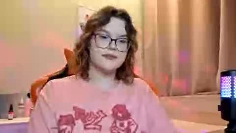 Rozzana online show from February 12, 3:25 pm