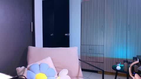 Rubi online show from March 4, 10:27 pm