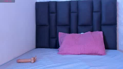 ruby_nights online show from July 2, 11:38 am