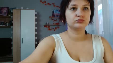 Snapshot of ruby_riles_ chatting on September 22, 5:50 am Ruby riles online show from September 22, 5:50 am