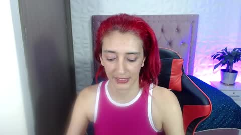 ruby_your_milf online show from December 3, 8:50 pm