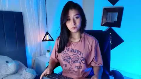 Snapshot of rubyvixxen_ chatting on October 11, 3:55 am Ruby online show from October 11, 3:55 am