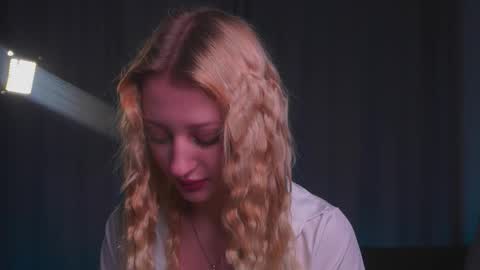 Mila online show from October 6, 3:07 pm