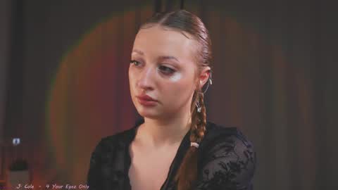 Mila online show from March 23, 5:19 pm