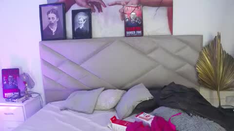 Snapshot of sabinamerchetti_ chatting on October 20, 3:42 am Sabina Merchetti online show from October 20, 3:42 am
