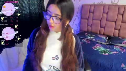 leidy  online show from December 7, 12:24 pm