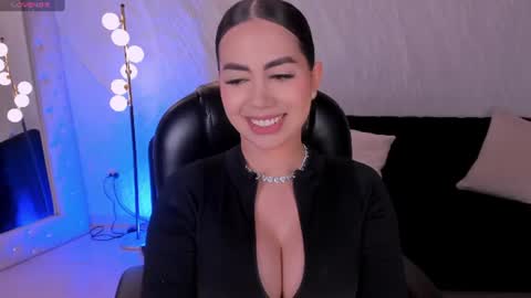 Sabrina M  online show from July 7, 9:06 pm