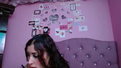 sabrinapaulson online show from June 8, 1:01 am