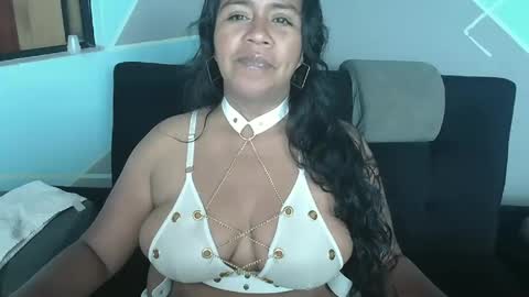 saggil_0385 online show from March 29, 8:46 am