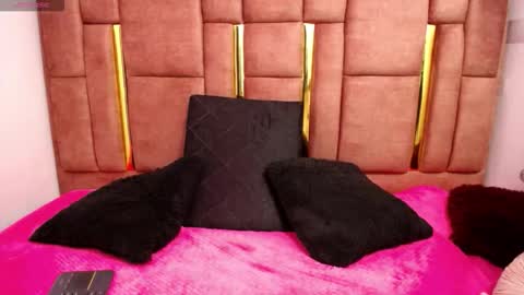 sara online show from March 12, 4:37 am