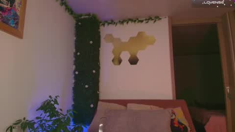 sairy_ online show from March 2, 12:43 am