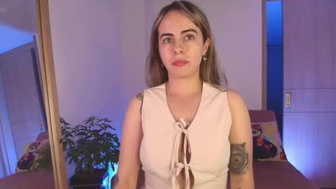 Snapshot of sairy_ chatting on September 16, 2:52 am sairy_ online show from September 16, 2:52 am