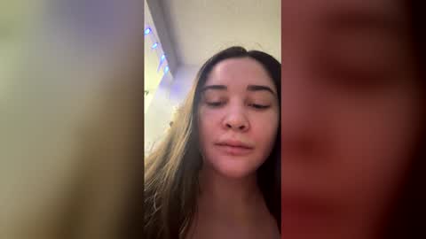 saka_92 online show from December 17, 1:37 pm