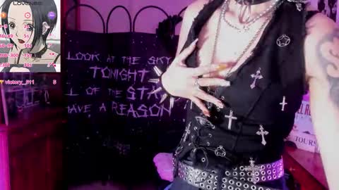    online show from March 5, 9:43 pm