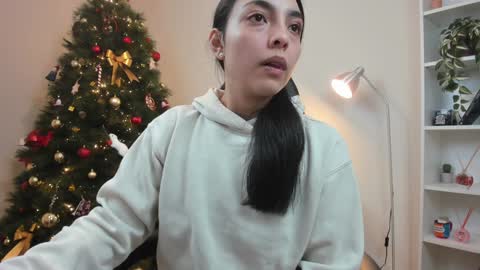 Snapshot of sakura_harper chatting on December 30, 5:48 am Sakura Harper online show from December 30, 5:48 am