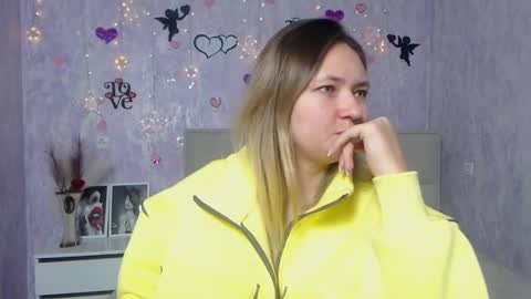 Sally online show from February 25, 6:44 pm