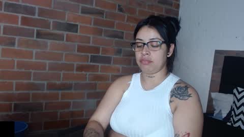   online show from January 22, 9:33 pm