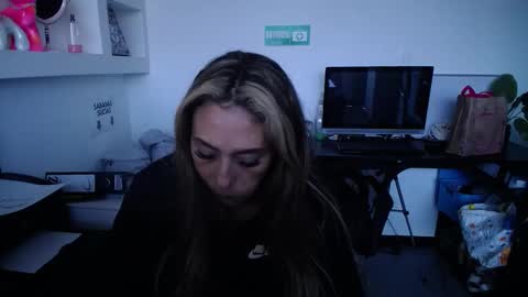 salome_drasin online show from February 26, 3:22 pm