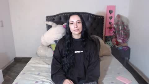 yenny online show from January 19, 4:30 am