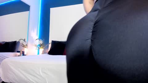 Salome Kross online show from December 8, 3:43 am