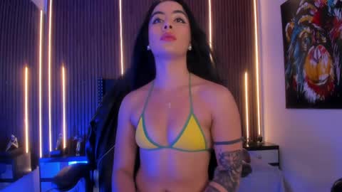  Samantha  online show from April 11, 8:01 pm