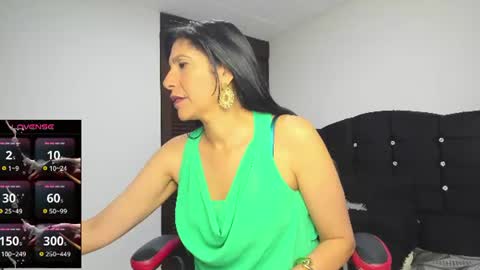 samantha1_rosse01 online show from July 18, 11:29 pm