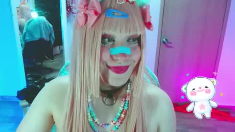 Samantha     online show from March 10, 6:16 am