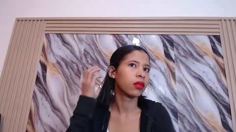 lizzy online show from January 11, 1:49 pm