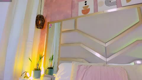  SAMANTHA online show from April 7, 10:12 pm