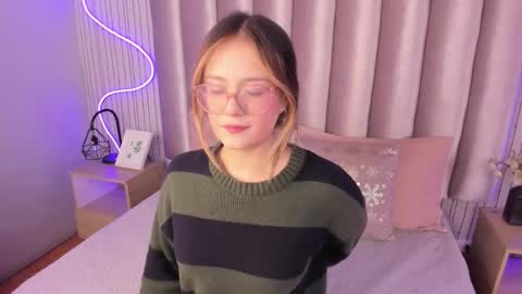 Alejandra  online show from October 27, 12:01 pm