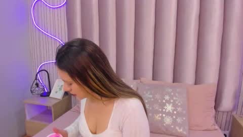 Alejandra  online show from November 13, 12:15 pm