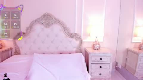 Samantha  online show from October 16, 12:30 pm