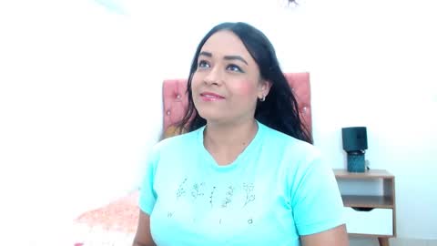 Snapshot of samanthapoxy30 chatting on January 22, 2:48 am Samantha online show from January 22, 2:48 am