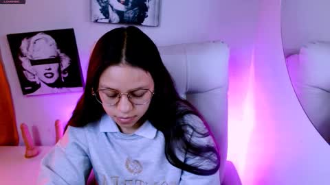 Samantha online show from March 9, 2:42 pm